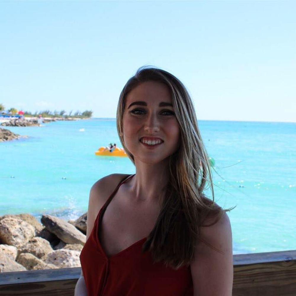 Meet your Posher, Lauren